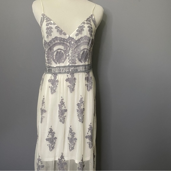 Altar’d State maxi embroidered lace overlay thin strap dress size medium - Picture 2 of 9